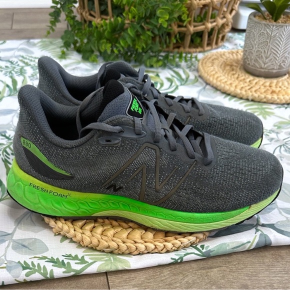 New Balance Men’s Fresh Foam X Ocean Gray Vibrant Green Athletic Running Shoes - Picture 9 of 16